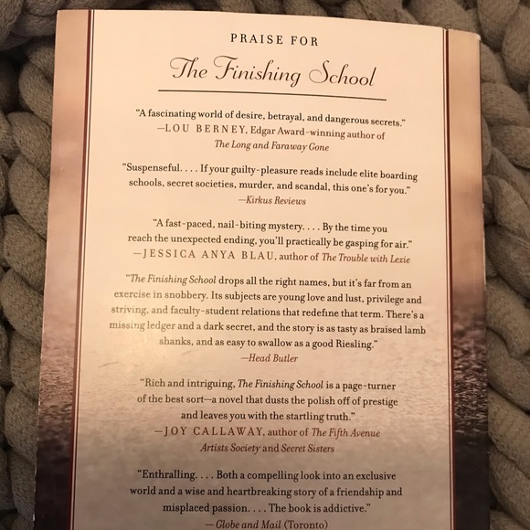 Novel Joanna Goodman “The Home for Unwanted Girls” - Picture 2 of 2